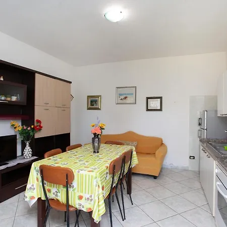 בית נופש Casa Vacanze Rosmary *